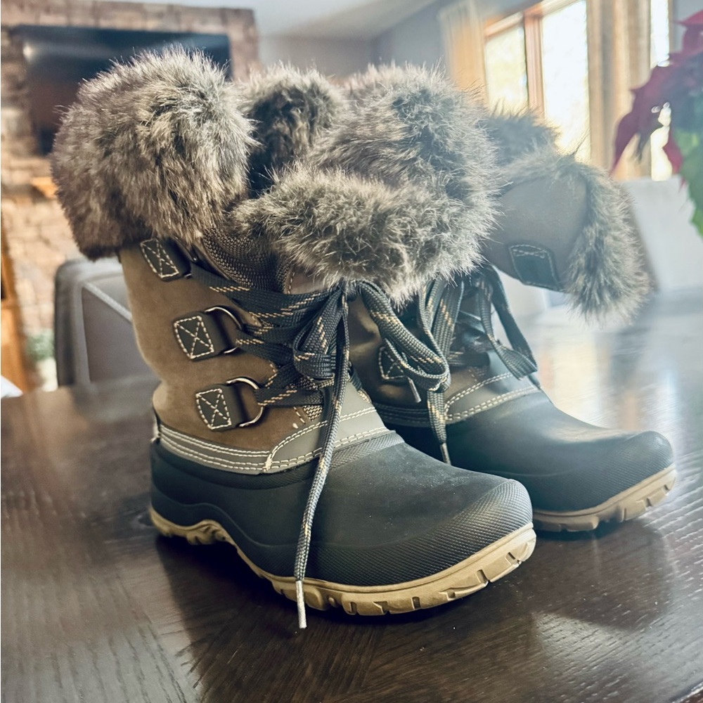Khombu Brown and Black Winter Boots